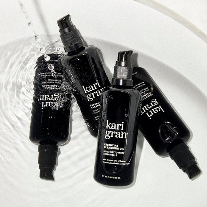 essential cleansing oils in water